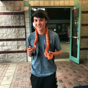 Meet your Posher, Trenton